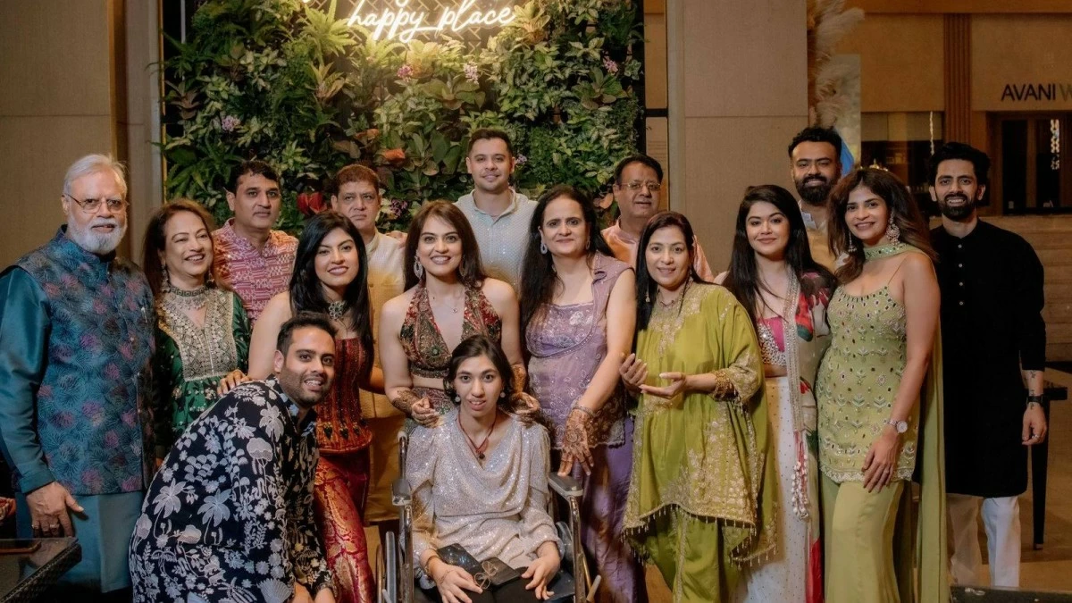 Doulat Ram Narwani (first from left) with his family.
Photo credit: Supplied
