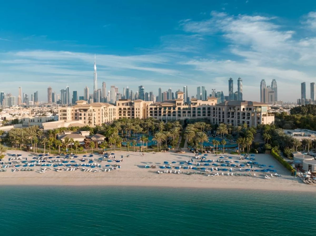 The luxury Four Seasons Resort Dubai at Jumeirah Beach offers 30% off room rates, free breakfast, and flexible check-in and check-out. Picture credit: Supplied