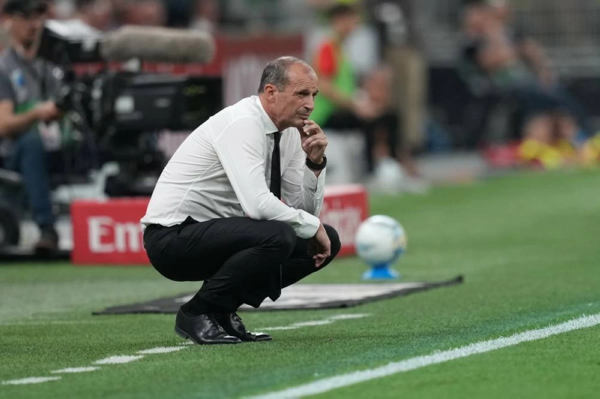 AC Milan's head coach Massimiliano Allegri reacts during the Serie A soccer match between AC Milan and Cagliari, in Milan, Italy, Sunday, May 24, 2026. AP