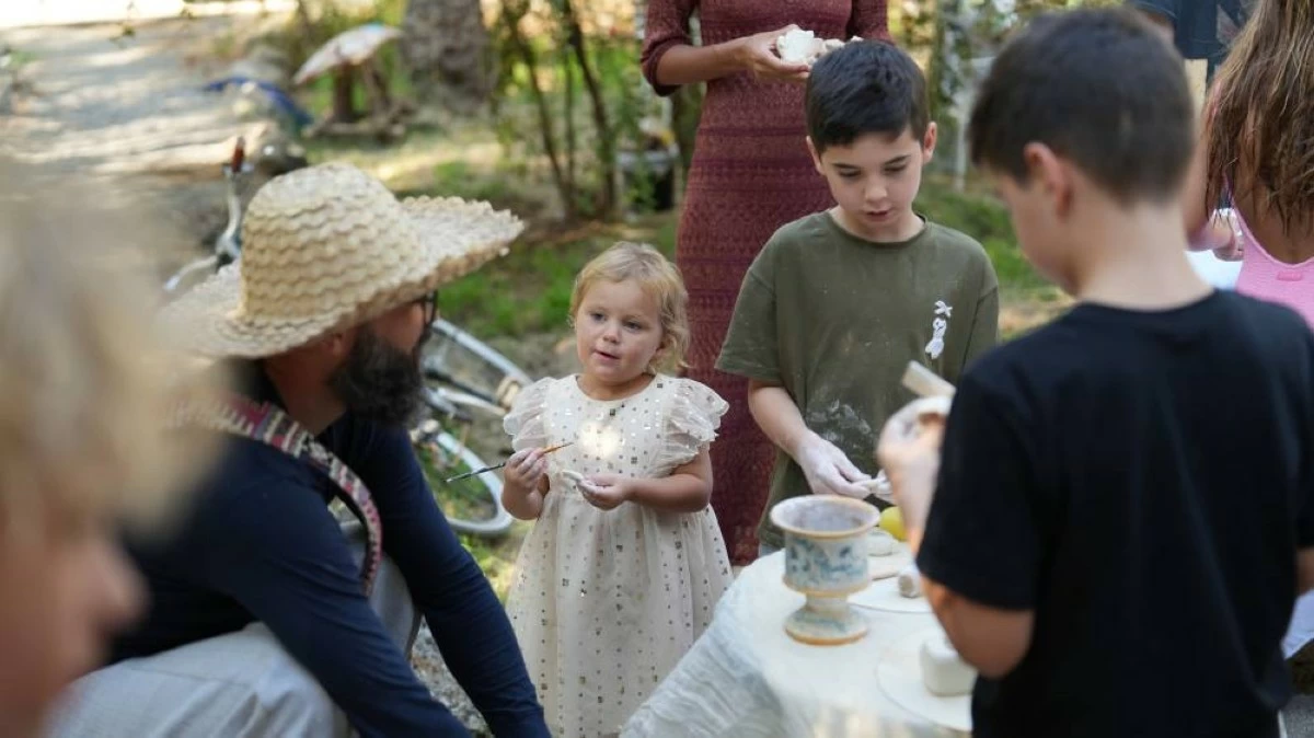 Located in Hatta, Grassroots Village is a regenerative eco-village built around the principles of community living, sustainability and permaculture. The space invites residents and visitors to slow down and experience a different way of living.
Photo credit: Karim Rached/Supplied