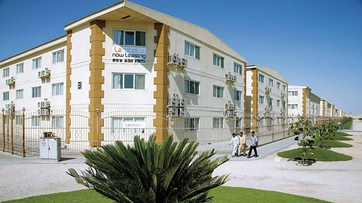 The standards apply to employers that provide accommodation for workers, with companies employing 50 or more workers earning AED1,500 or less.
Photo credit: Archive