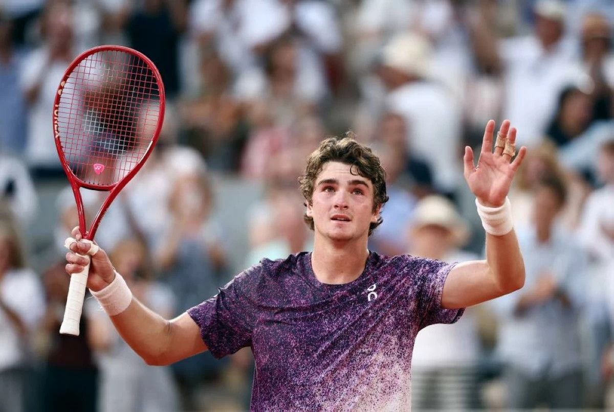Teen sensation Fonseca comes of age by taming Djokovic at French Open