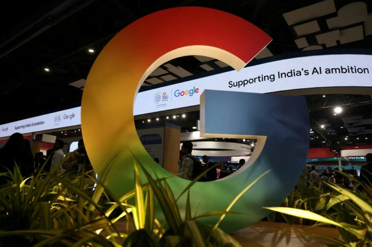 A logo of Google is on display at Bharat Mandapam, one of the venues for AI Impact Summit, in New Delhi, India, February 17, 2026. REUTERS/Bhawika Chhabra/File Photo