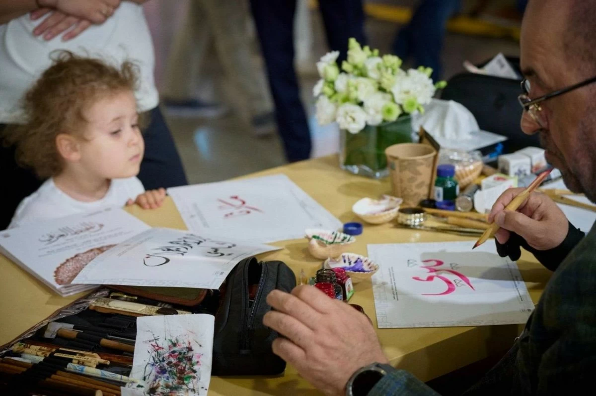 The events found strong resonance among audiences of all age groups and backgrounds. 