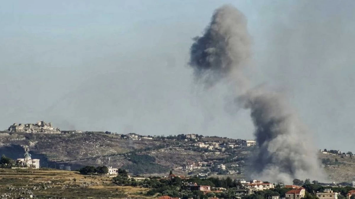 Israeli airstrike kills Lebanese army officer and others in South Lebanon