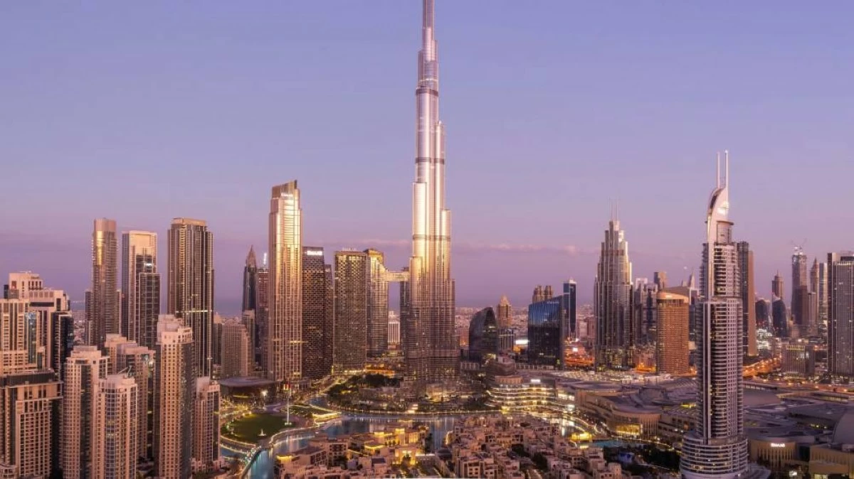 Dust, heat and strong winds: UAE temperatures reac