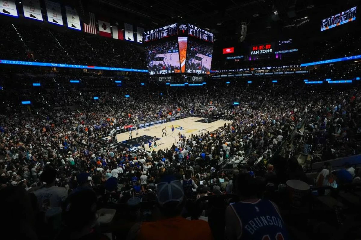 The New York Knicks and the San Antonio Spurs compete during the second half of Game 5 of the NBA Finals basketball series, Saturday, June 13, 2026, in San Antonio. AP