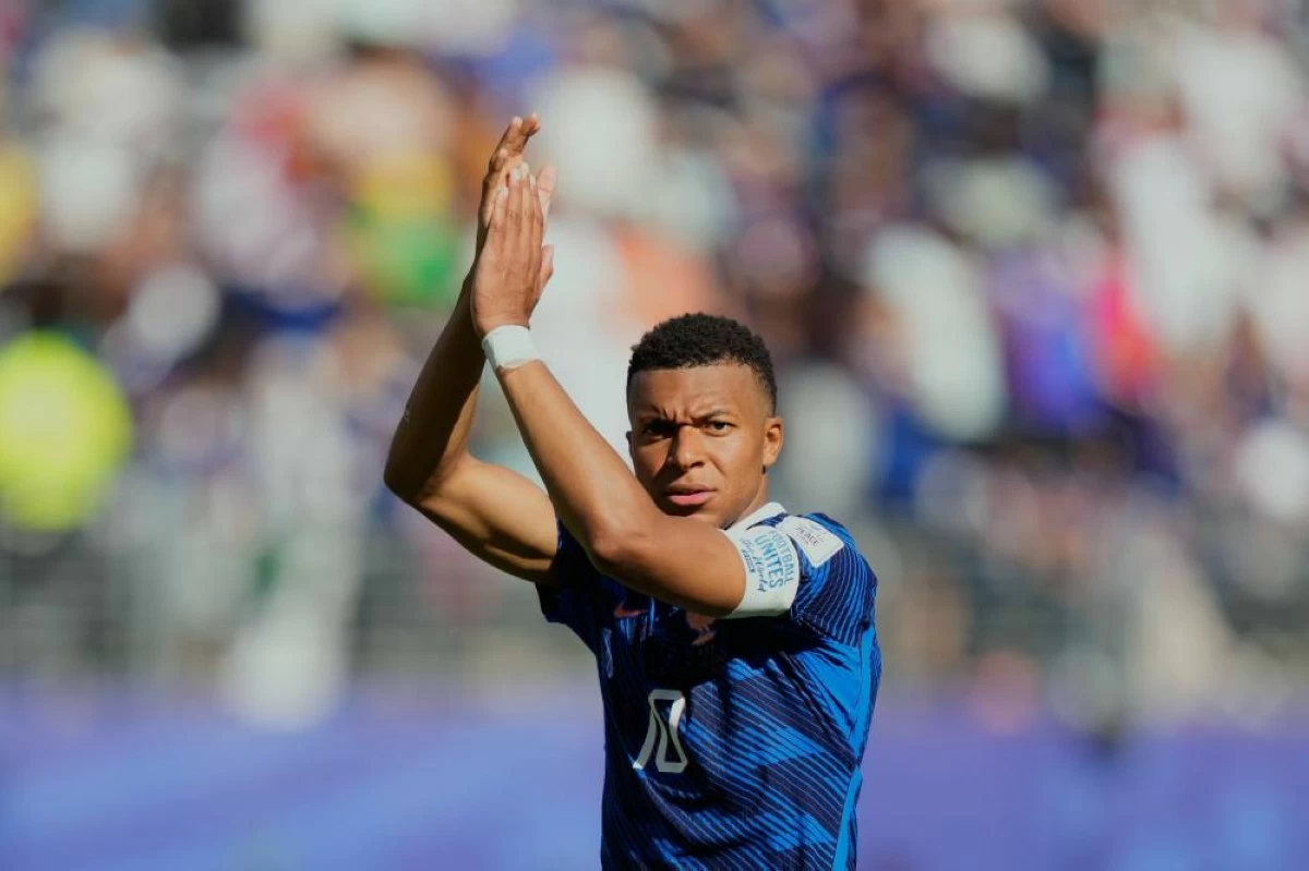 France's Kylian Mbappe applauds the fans at the end of during the World Cup Group I match between France and Senegal in East Rutherford, N.J., near New York, Tuesday, June 16, 2026. AP