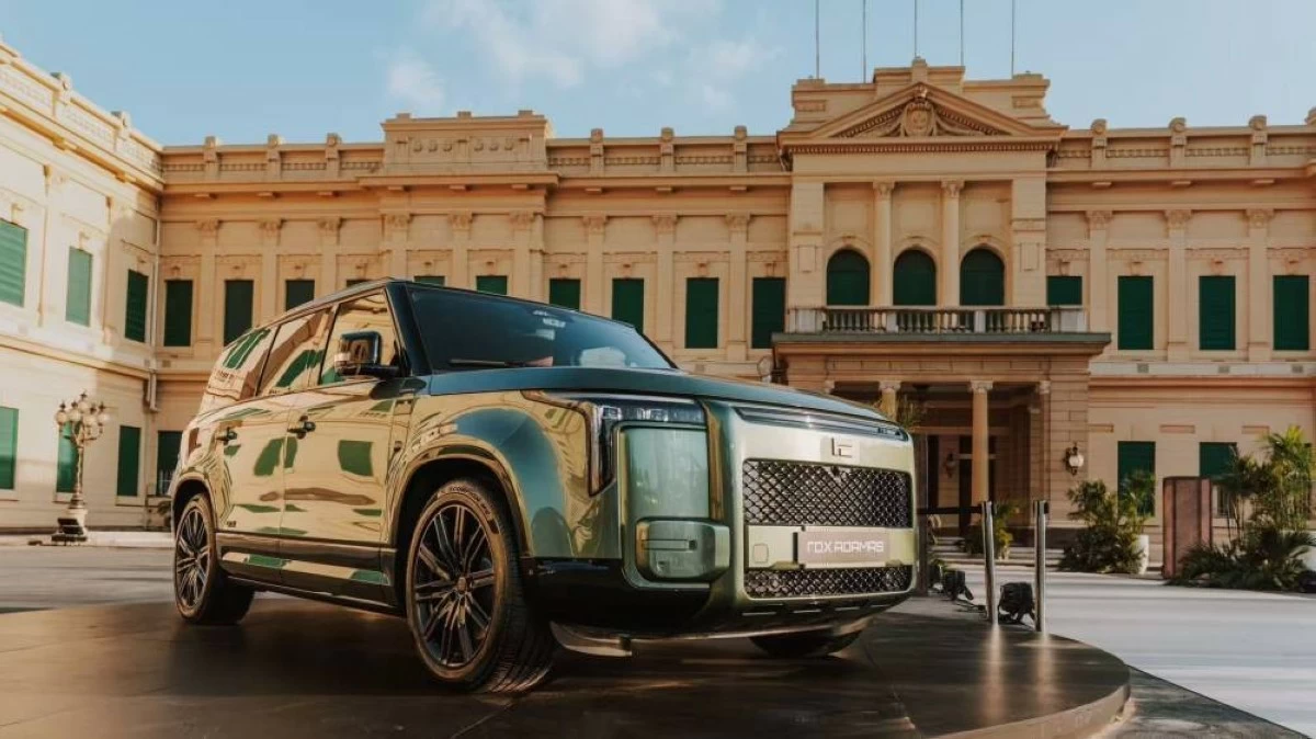 A ROX vehicle displayed at the event venue in Cairo.