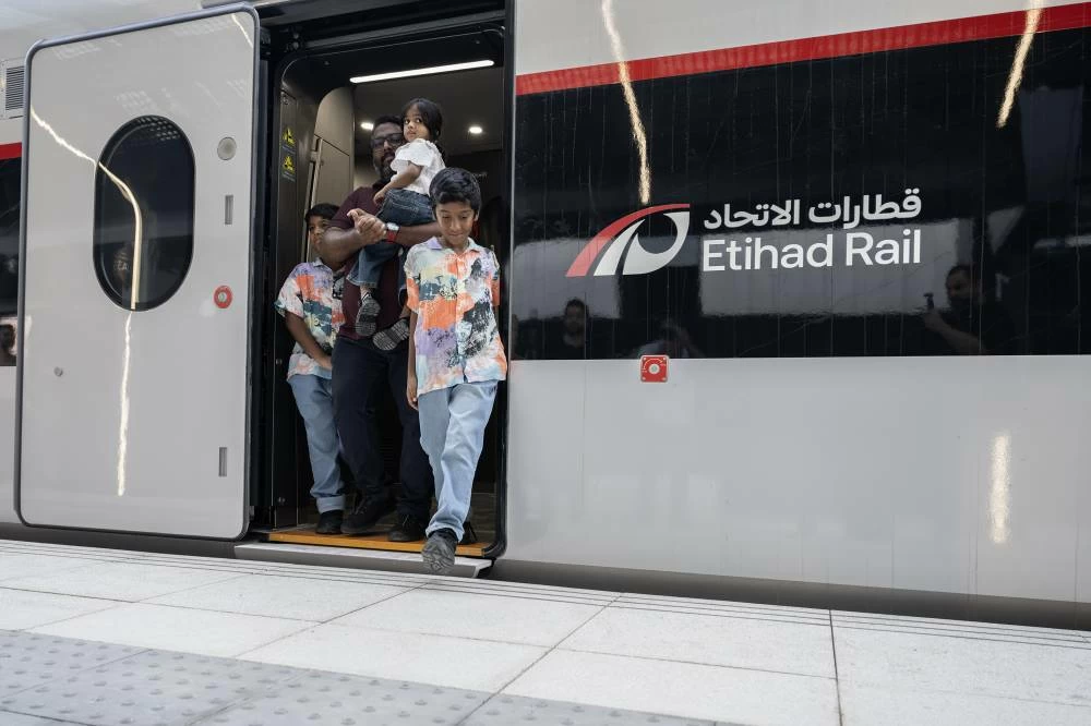 The train can accommodate up to 400 passengers per trip. (WAM)