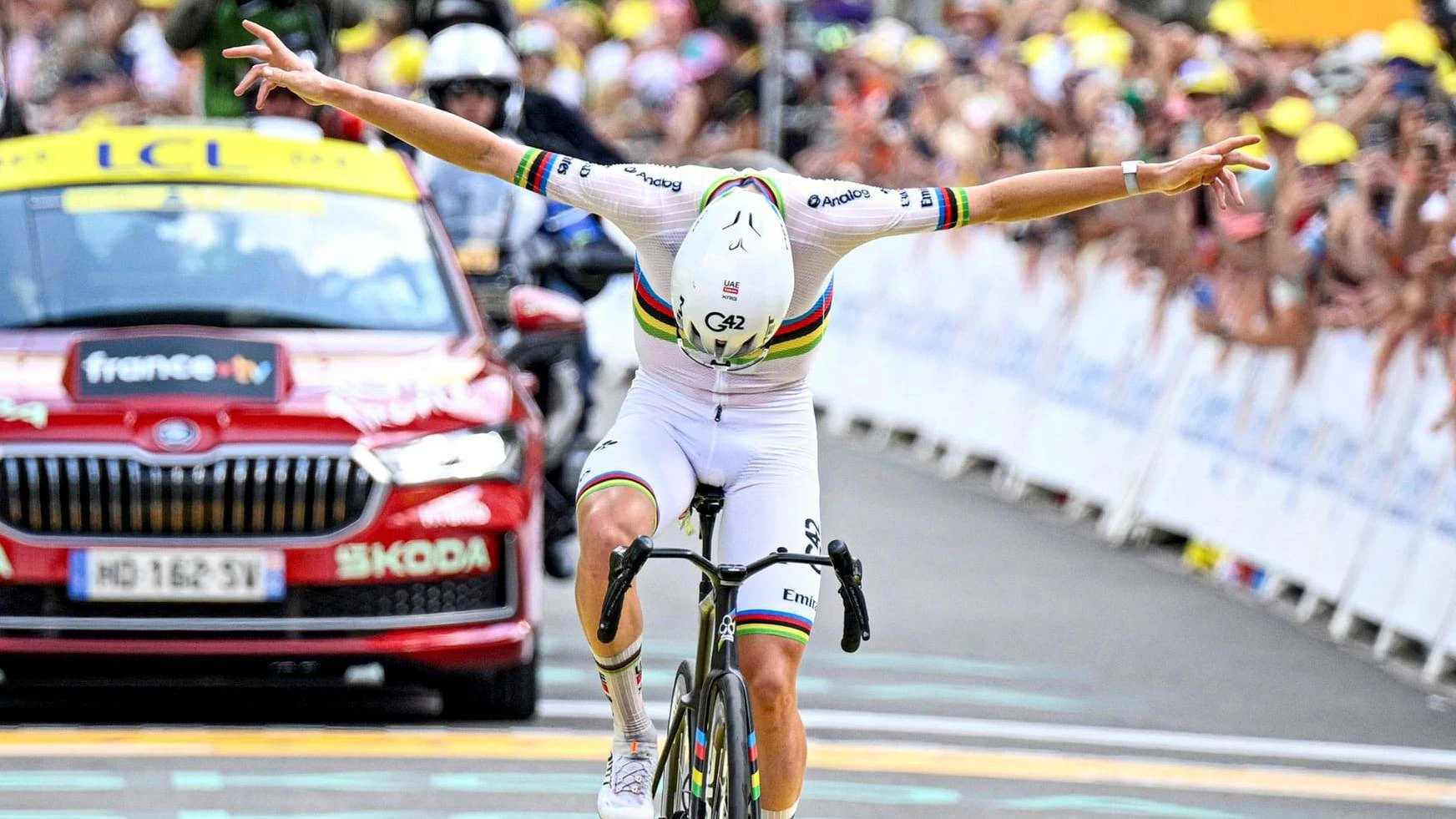 The UAE Team Emirates-XRG went on a solo conquest on the Col du Tourmalet before riding to the day’s honours at Gavarnie-Gèdre. (WAM)