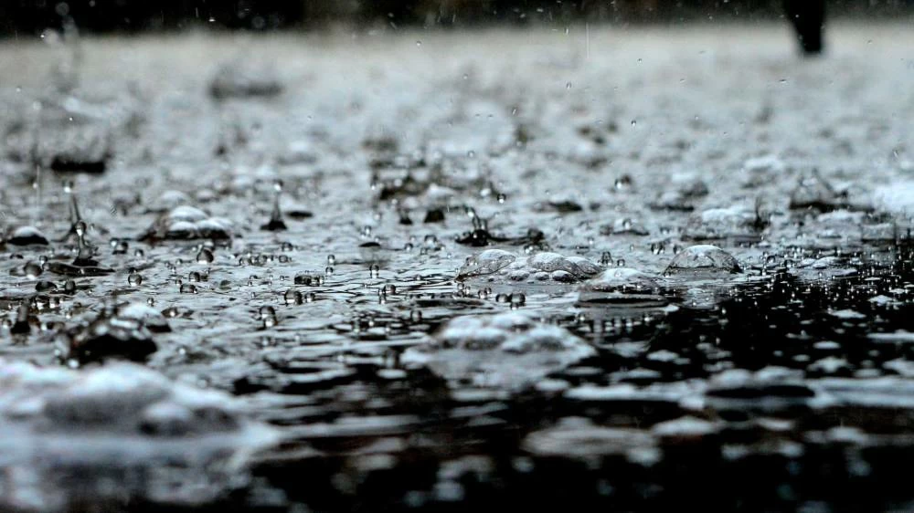 UAE weather forecast: Rain and hail hit eastern UAE as NCM issues yellow and orange alerts
