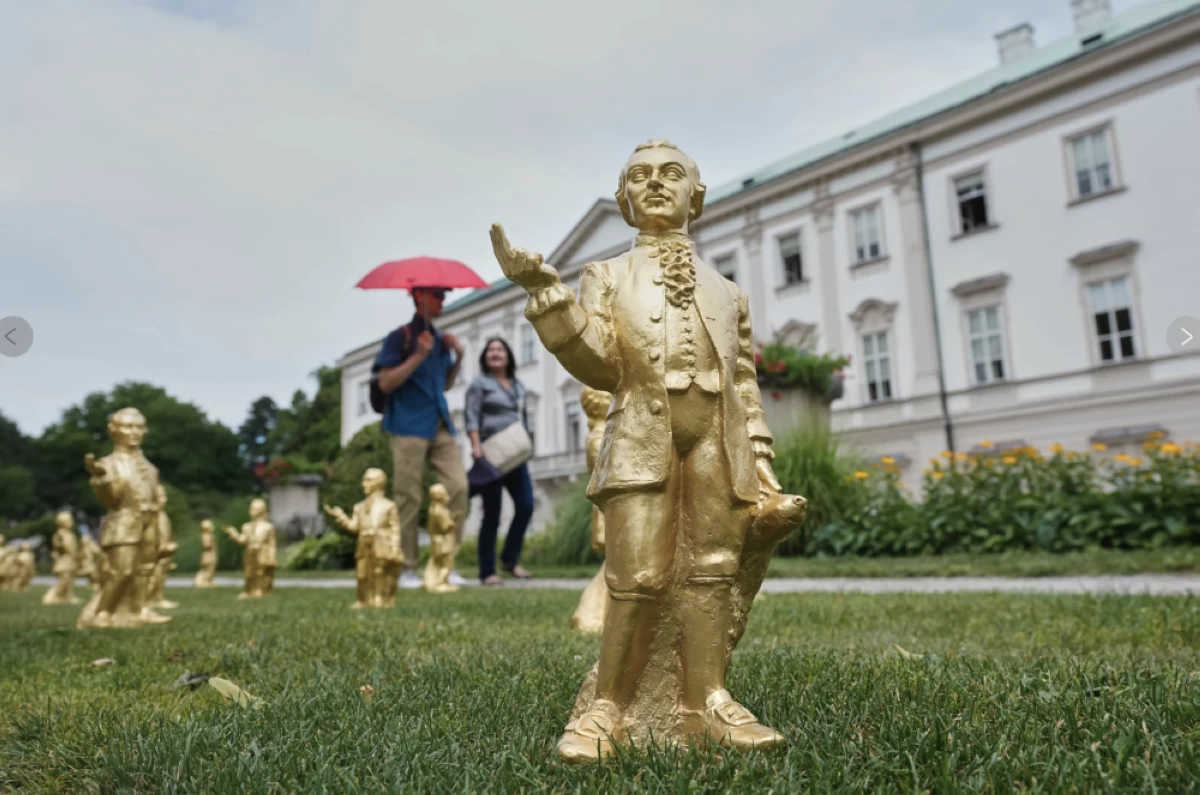 Hörl intended to sell the statues for about 100 euros ($114) once the exhibition was over, meaning whoever ran away with 210 mini-Mozarts has not become an overnight millionaire. Picture credit: AP