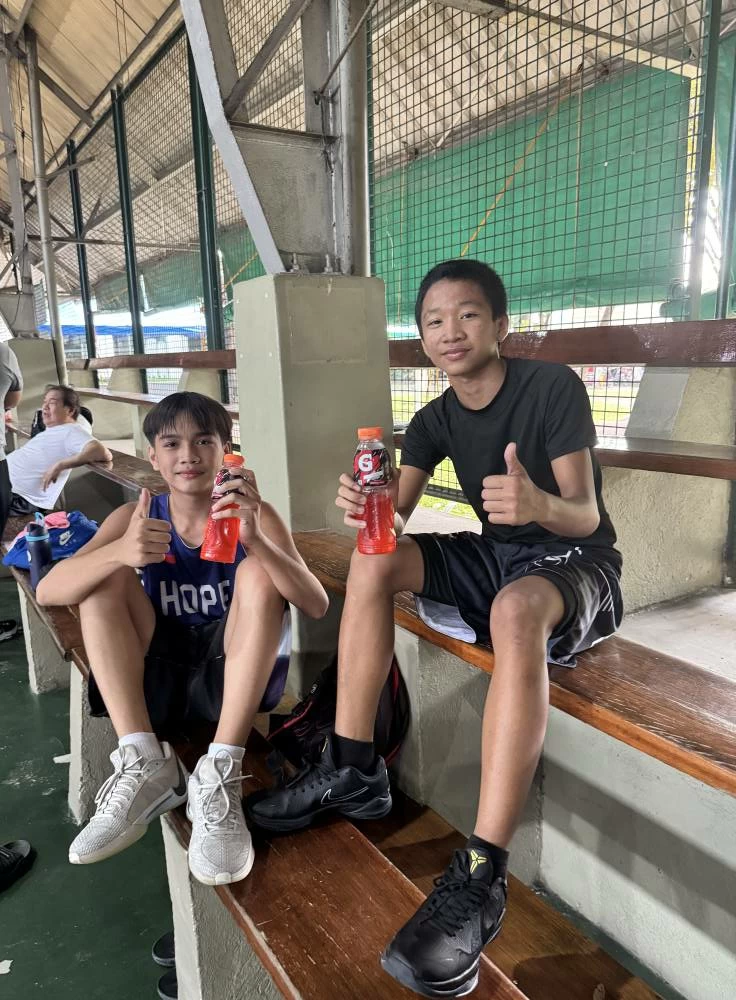 The initiative was aimed at helping underprivileged children in Manila.