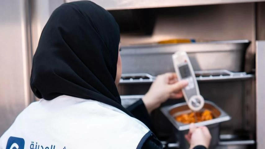 Dubai Municipality inspectors are monitoring school canteens to verify permits and ensure menus comply with approved food safety and nutrition requirements.
Photo credit: Supplied