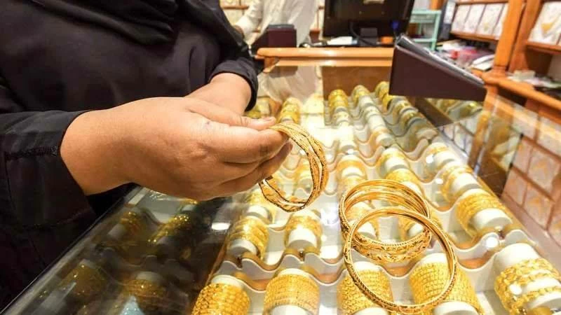 Gold and jewellery traders said the sustained decline in prices has encouraged consumers to buy gold bars for saving and investment purposes, particularly given the scale of the recent price reductions. Picture: Ashok Verma