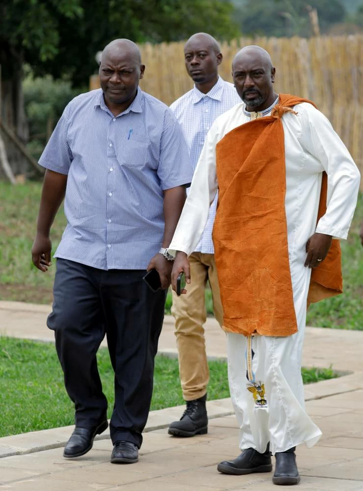 Incoming Tooro King Edward Rukidi Nyabongo I walks on the day he performs traditional rituals and rites ahead of his coronation, as the Tooro Kingdom prepares for the transition to a new reign at the Karuziika Palace, in Buhesi, Bunyangabu District, Uganda September 28, 2026. (Reuters)