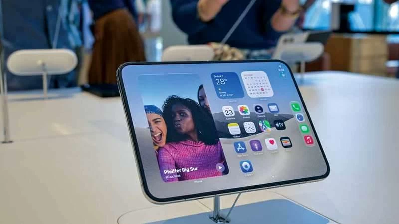 The iPhone Duo prices in the UAE start from AED8,499 for the 256GB version and go up to AED13,599 for the 2TB version. Picture credit: Supplied