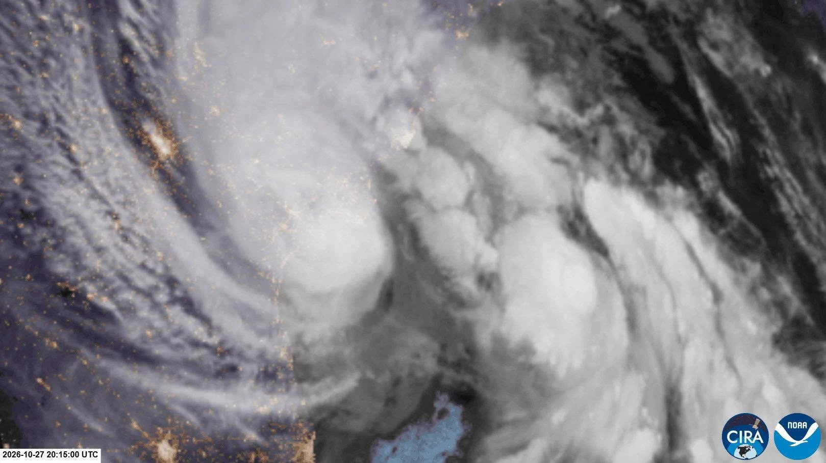 Cyclone Arnab hits India's Andhra Pradesh state as tens of thousands evacuate