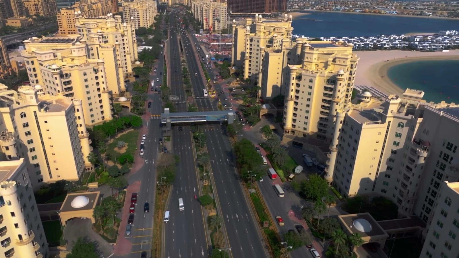 RTA commences construction of two pedestrian bridges at Dubai's Palm Jumeirah